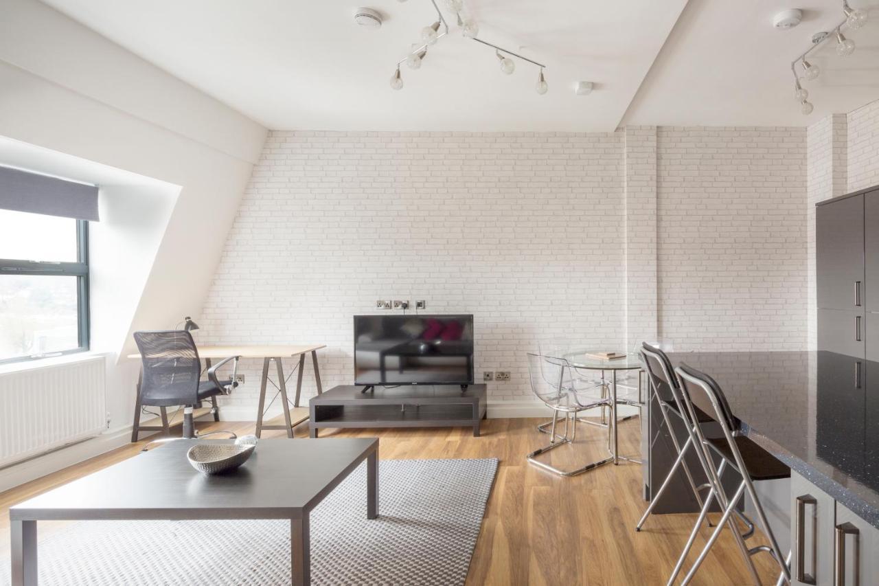 Manhattan Heights Apartment Maidstone Exterior photo