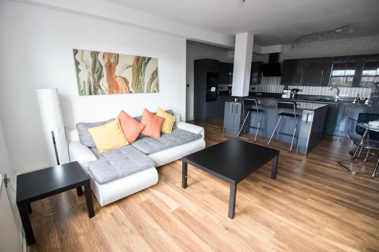 Manhattan Heights Apartment Maidstone Exterior photo