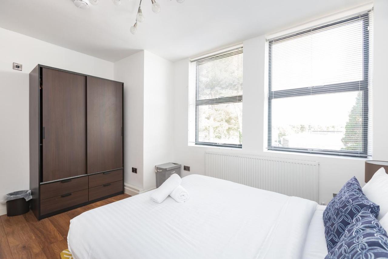 Manhattan Heights Apartment Maidstone Exterior photo